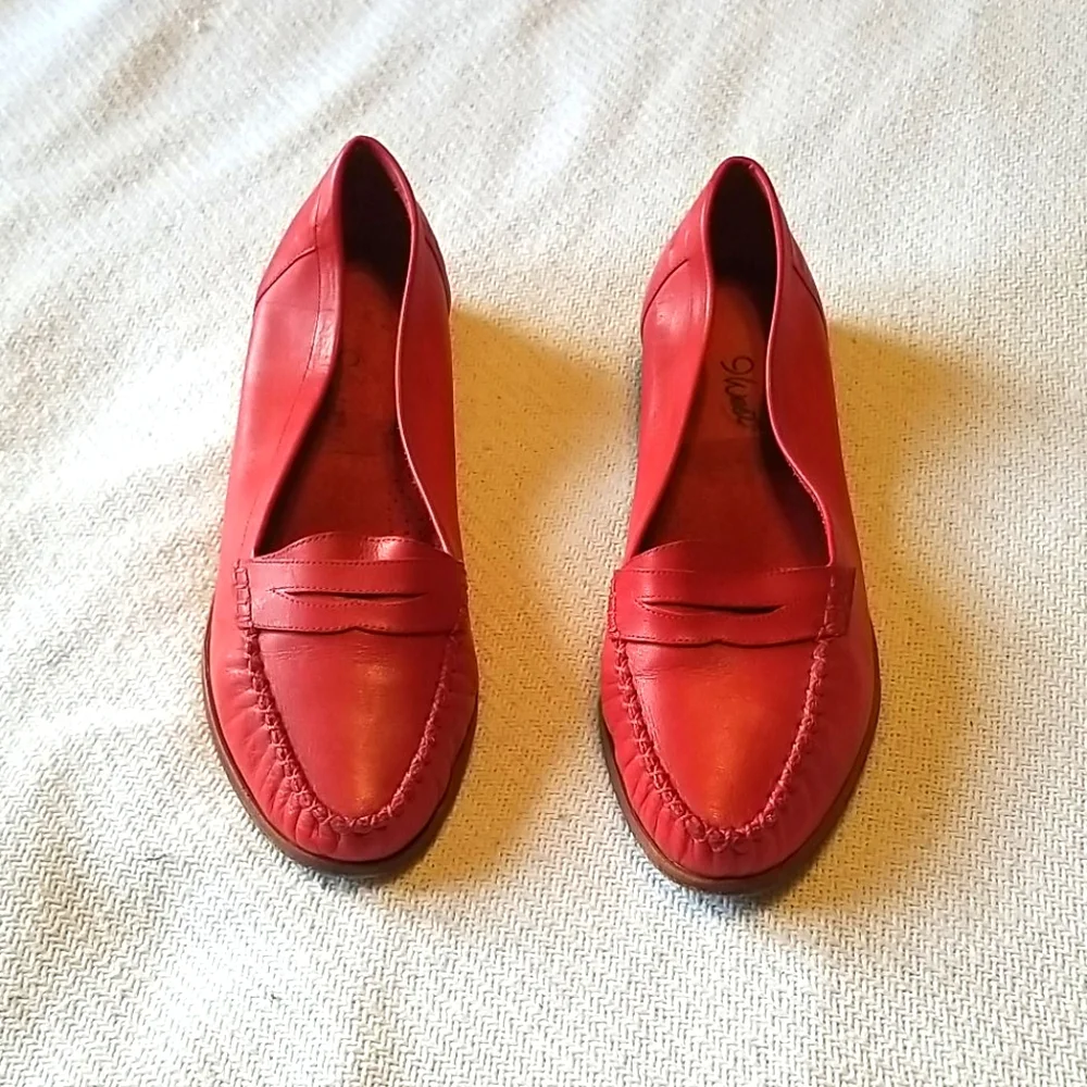 9 West N Betsy penny loafer